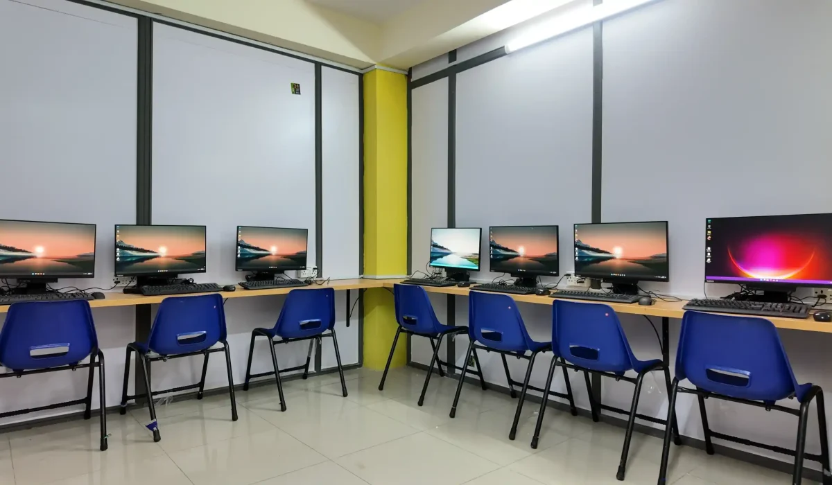 Uptech Institute Computer Lab